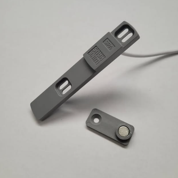 Contatto magnetico VDS per sistemi di sicurezza su porte e finestre